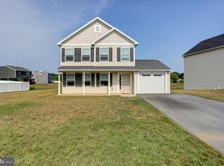 200 Woodridge Dr, Shippensburg, PA 17257