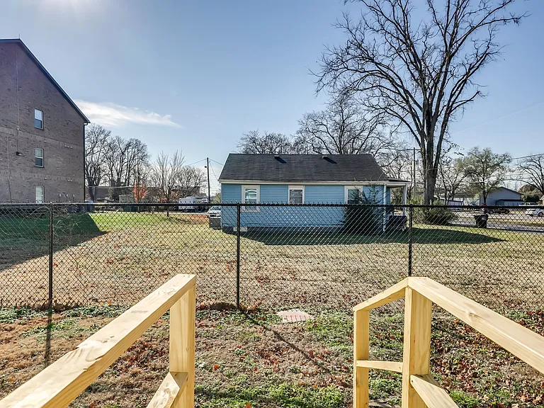 1014 Gunnerson Ave #D — Photo 22