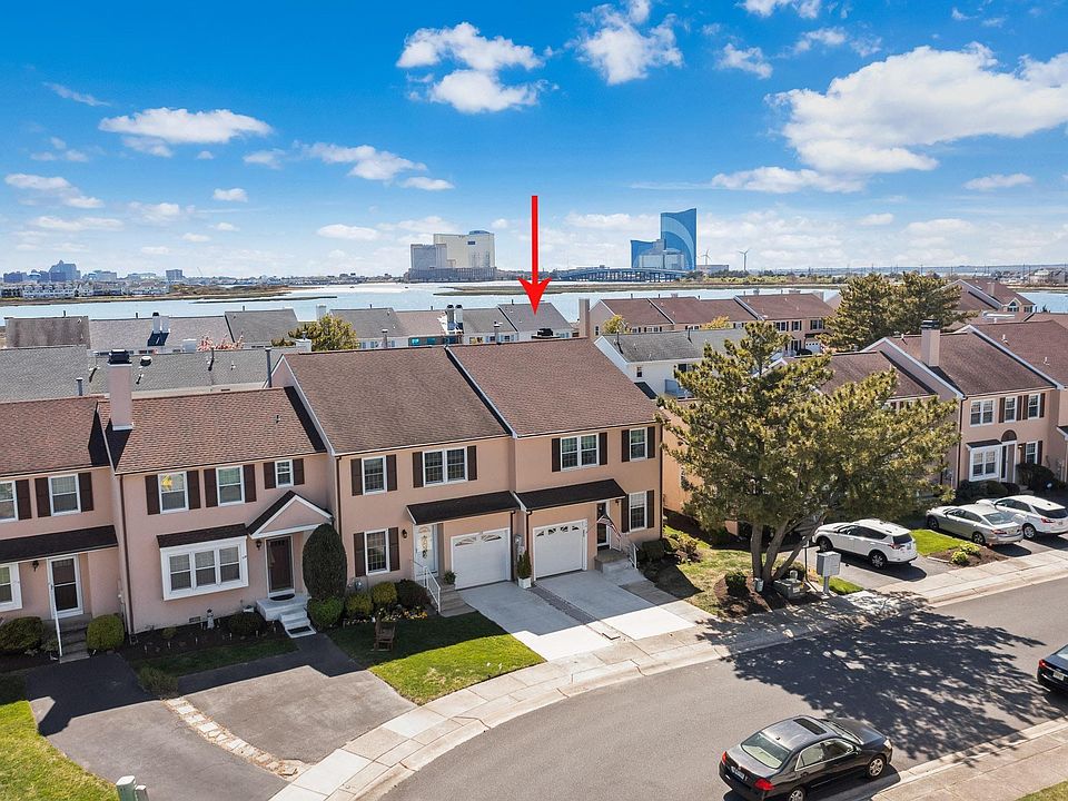 1st image of 340 Seashell Ln