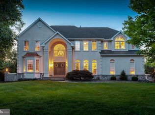 29 Hunters Creek Cir, Mullica Hill, NJ 08062