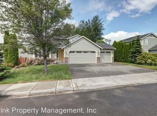 319 Mount Baker Pl NE, Renton, WA 98059