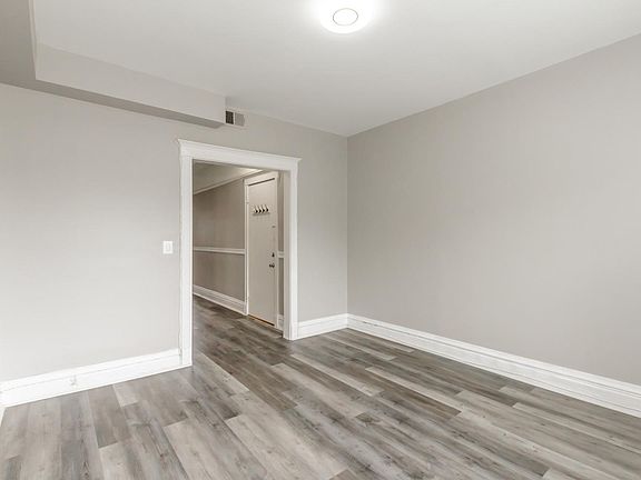 3rd image of 2233 N Kedzie Blvd #3