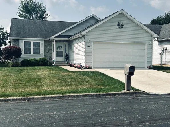 326 Stone Hedge Ln, Kenton, OH 43326