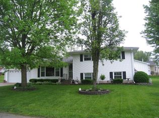 411 Peacock Dr, Louisiana, MO