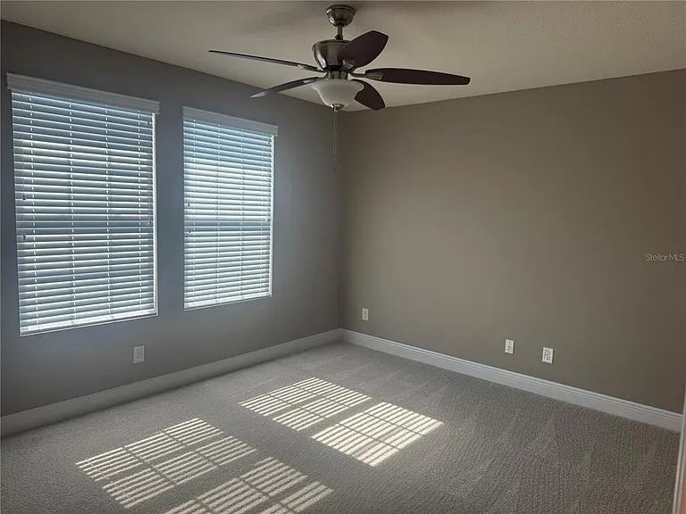 3128 Amalfi Dr — Photo 16