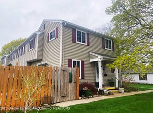 1621 Peppertree Ln #17, Lansing, MI 48912