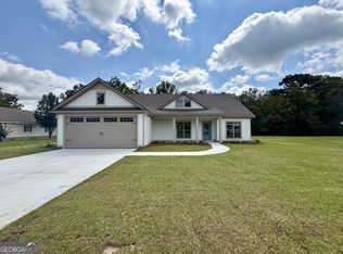 2700 Woodland Dr, Adel, GA 31620