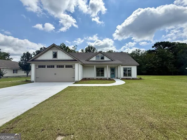 2700 Woodland Dr, Adel, GA 31620