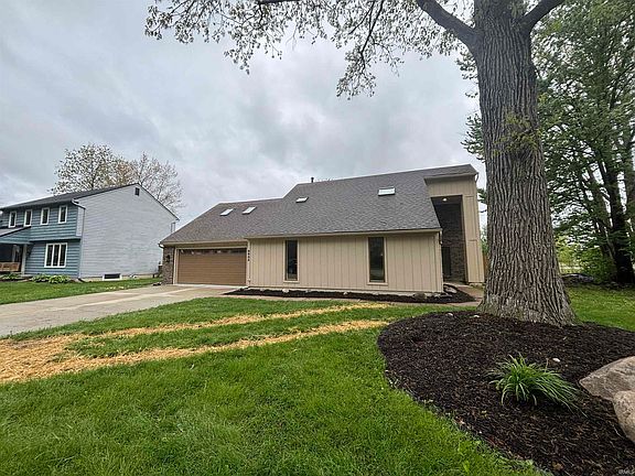 2nd image of 6823 Laurelwood Cv