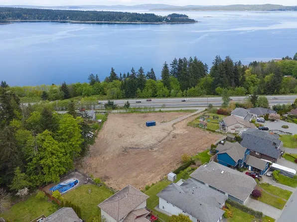 350 Morgan Rd, Ladysmith, BC V9G 1W6