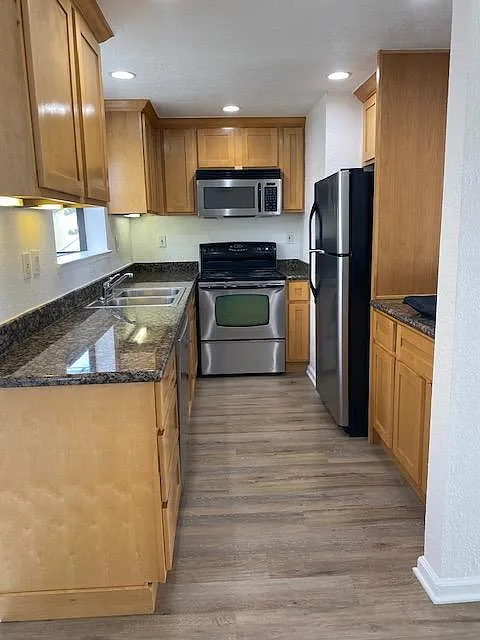 2827 Monument Blvd — Photo 3