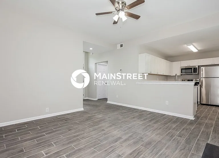 3718 Bullard St — Photo 5