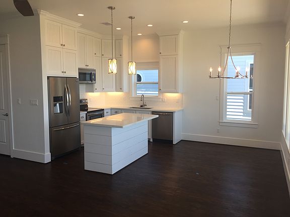 Kitchen & Dining Room