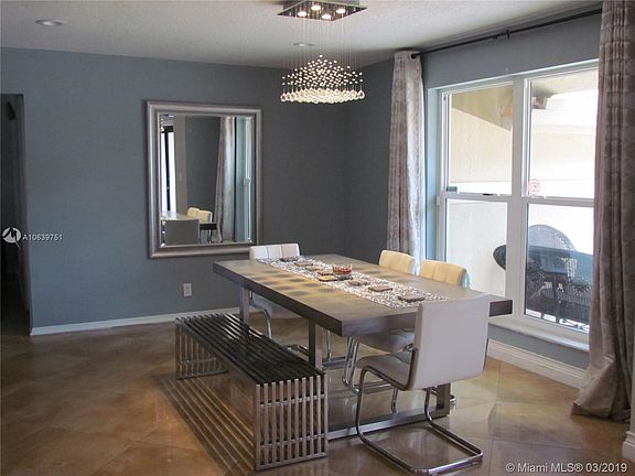 5th image of 471 Birchwood Way