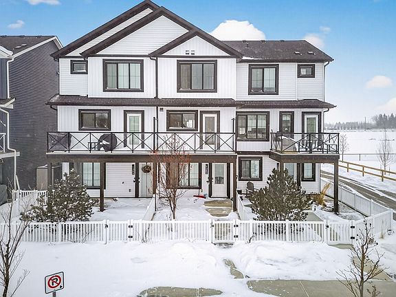 2nd image of 1263 McLeod Ave