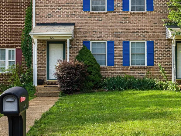 329 Emerald Dr, Harrisonburg, VA 22801