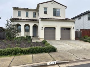 3904 Park Gardens Dr, Santa Rosa, CA 95404
