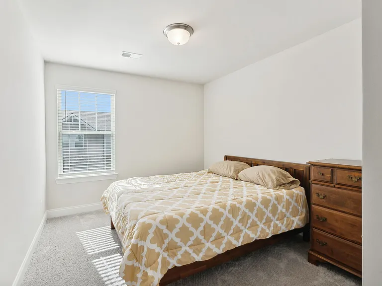 738 Prairie View Dr — Photo 14
