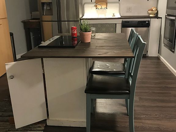 Kitchen island