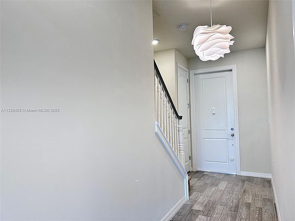 2nd image of 4985 Eucalyptus Dr