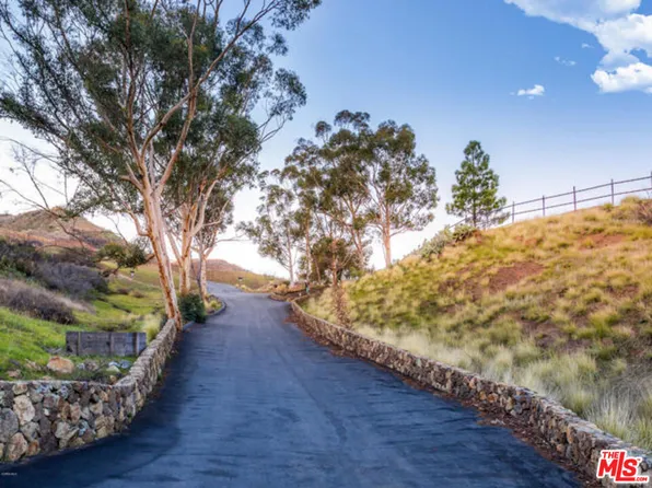 33051 Mulholland Hwy, Malibu, CA 90265