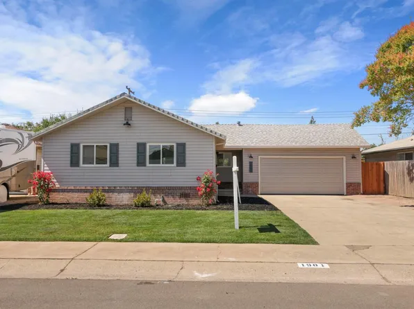 1901 W Locust St, Lodi, CA 95242
