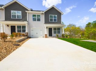 84 Cain Hollow Way, Asheville, NC 28806