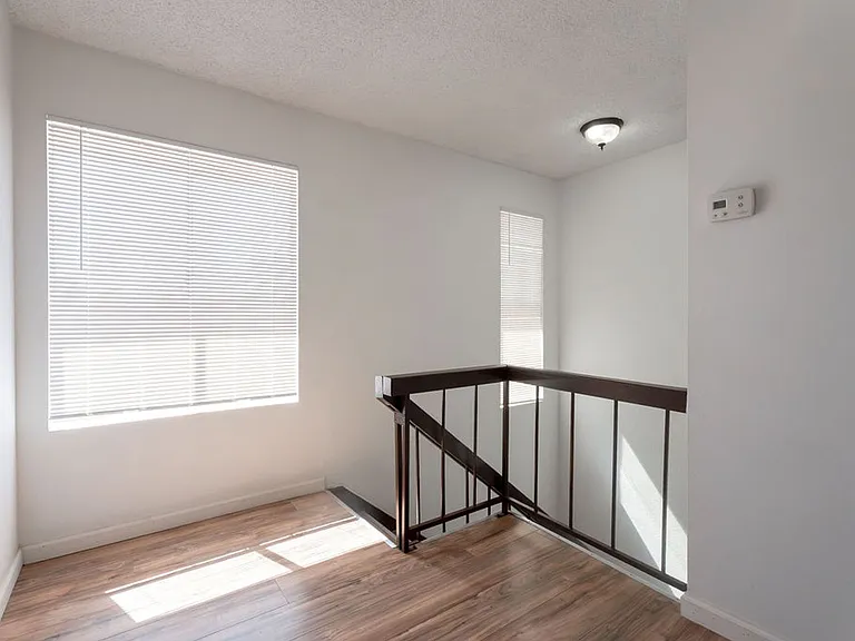 1722 E University Ave #7 — Photo 19