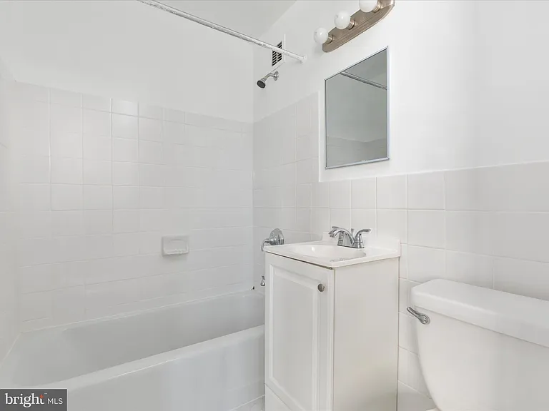 1111 Arlington Blvd #344 — Photo 5