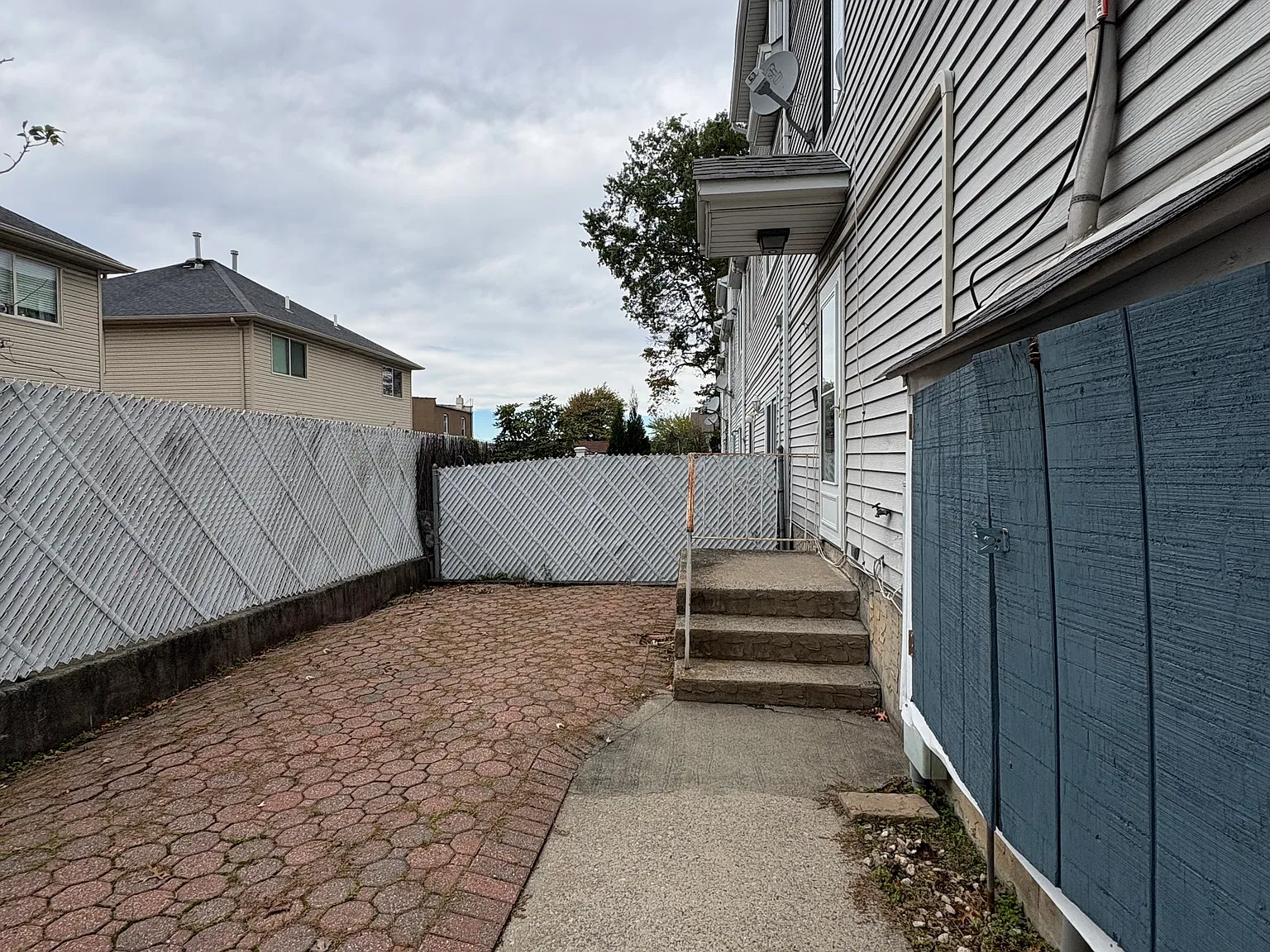 3 bed, 1.5 bath, 1452 sqft, $2,900 — Photo 3