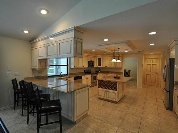 5th image of 13718 Walbrooke Dr