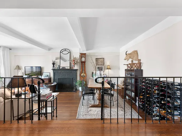 45 Christopher Street image 1 of 8