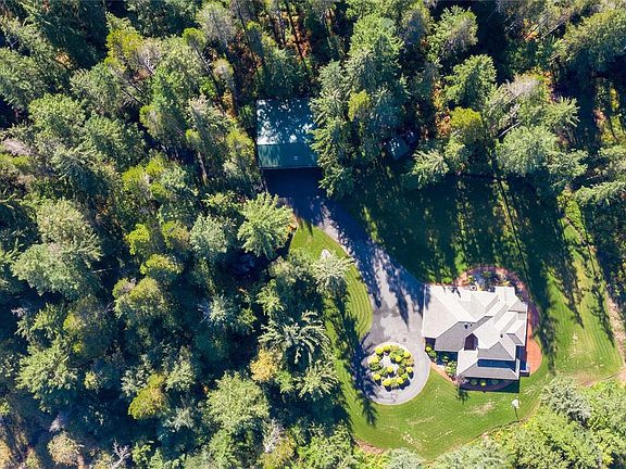 4th image of 5165 Duncan Bay Rd