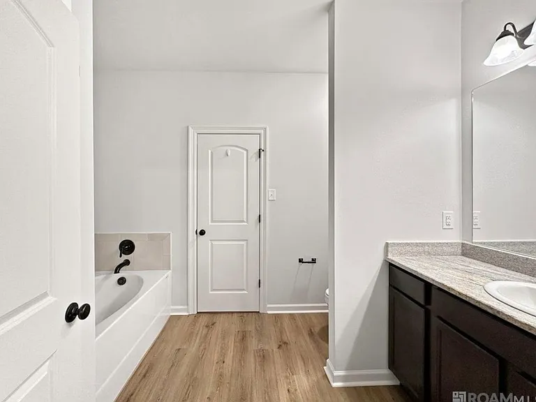 23447 Mango Dr — Photo 9