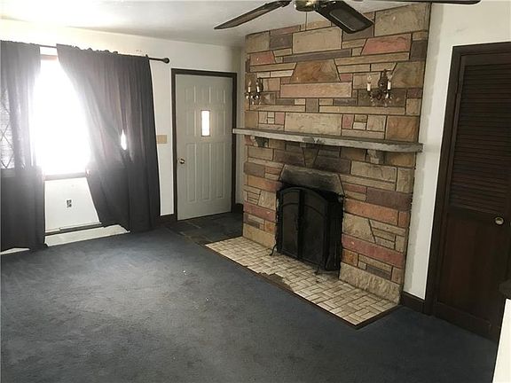 2nd image of 163 N High St