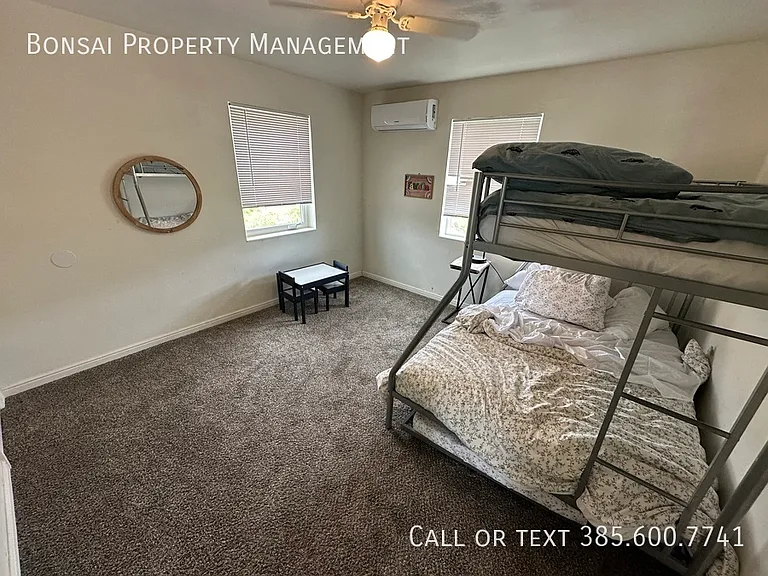 997 Chapel Dr #6 — Photo 7