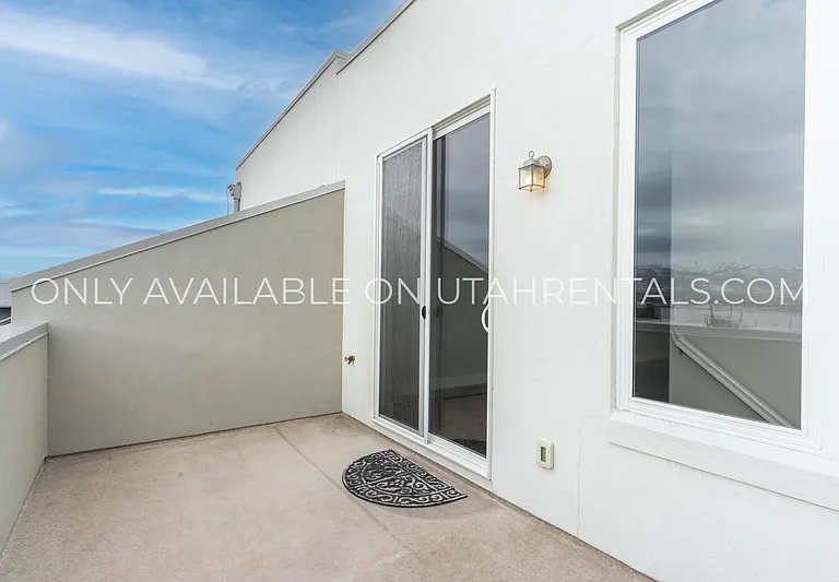 4738 W Daybreak Rim Way — Photo 23