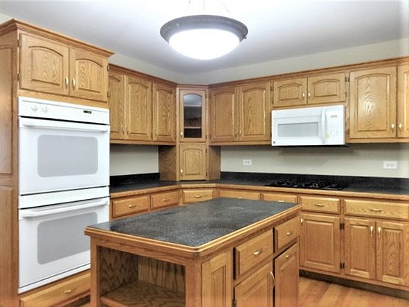 4th image of 25025 S Foxford Dr