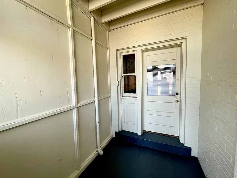 3601-3605 Grand Ave — Photo 12