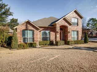 2822 W Kimball Ave, Grapevine, TX 76051
