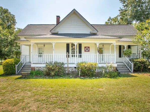 309 Christian Light Rd, Fuquay Varina, NC 27526