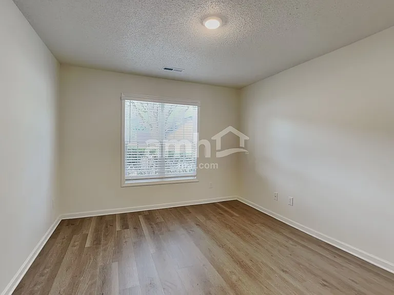 165 Bristol View Cir — Photo 15