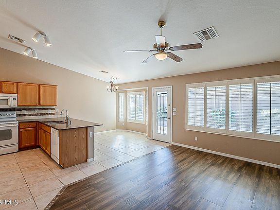 5th image of 3549 E Hazeltine Way