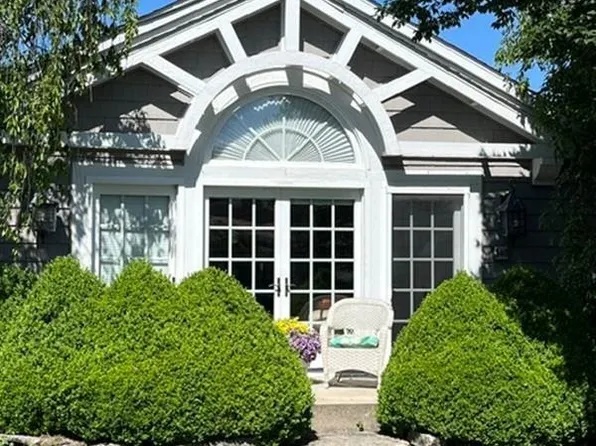 (undisclosed Address), Lakeside Marblehead, OH 43440