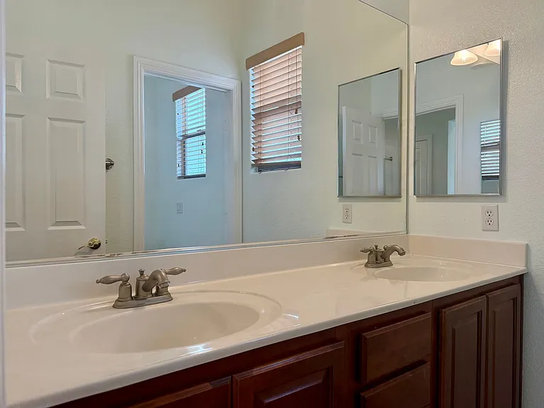 7873 Sleeping Lily Dr — Photo 21