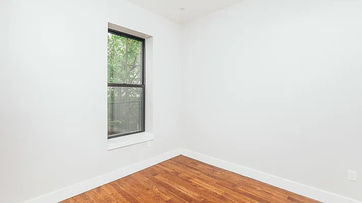 Rented by Nooklyn NYC LLC | media 14