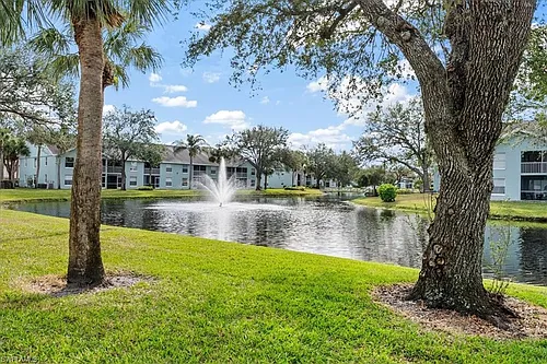 149 Wading Bird Cir Photo 1