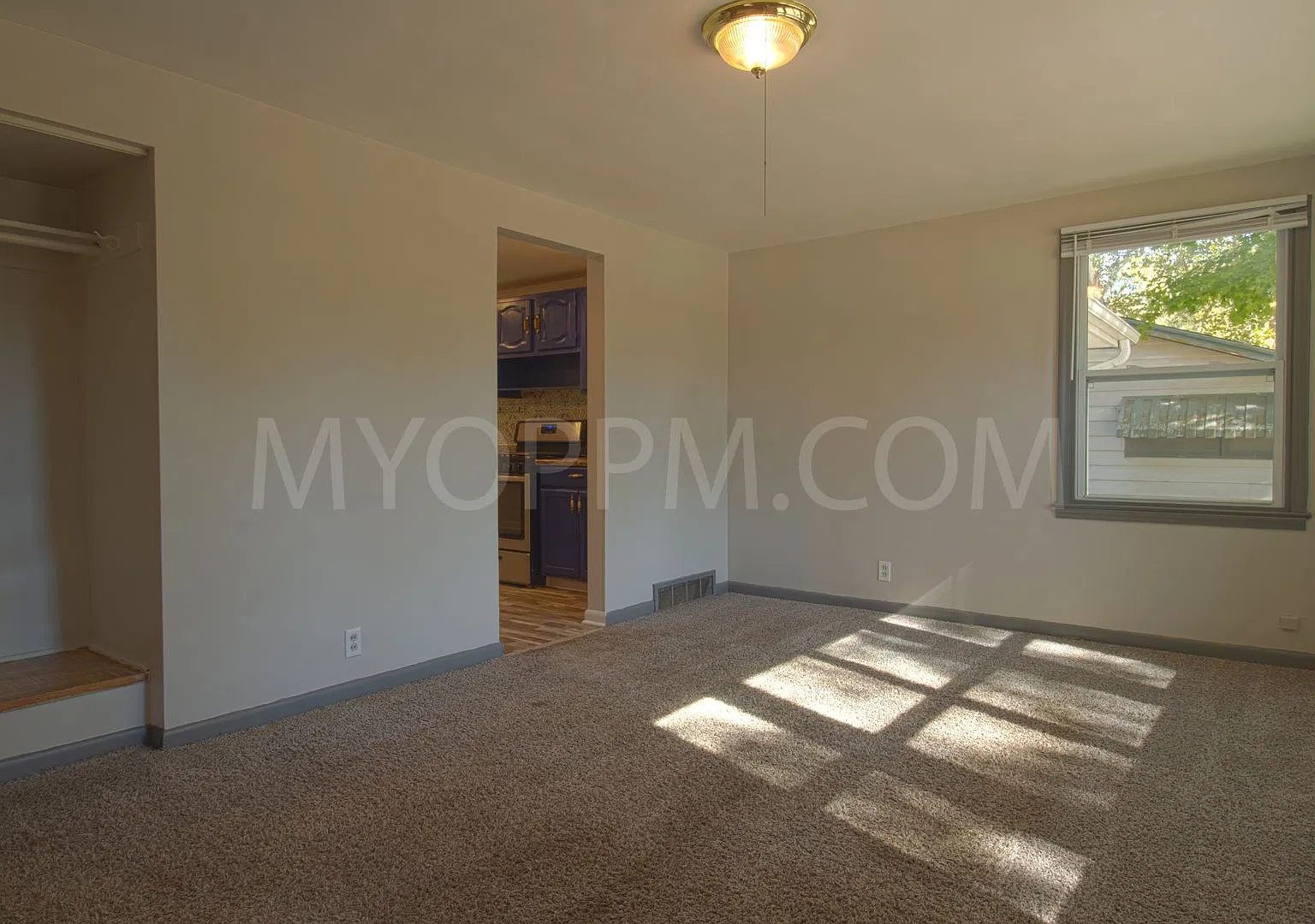 Crawford 4414 Curtis — Photo 3