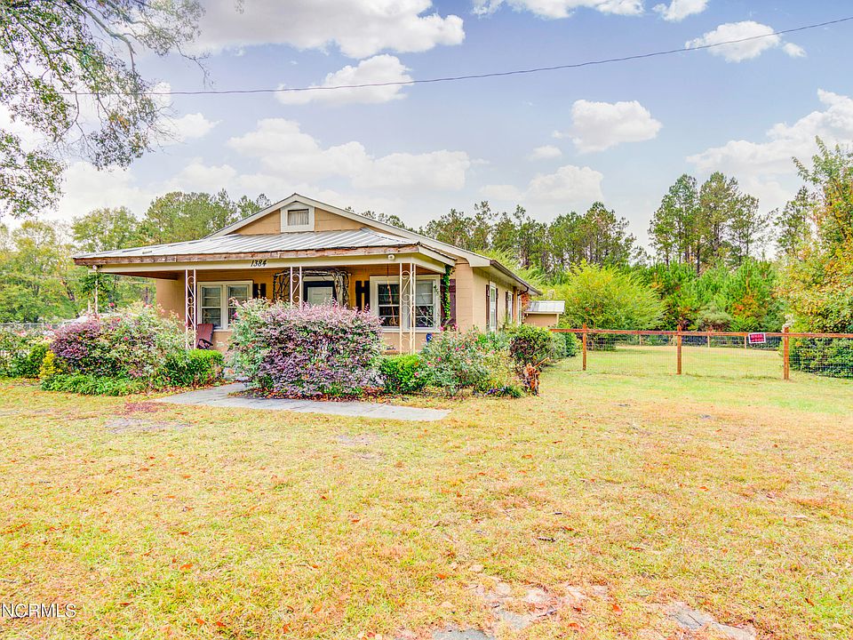 1384 Haws Run Road, Maple Hill, NC 28454 Zillow