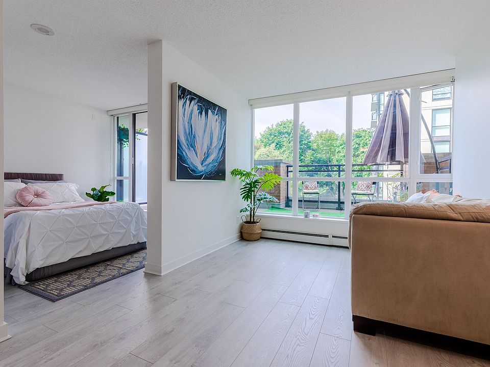 1st image of 10777 University Dr #207